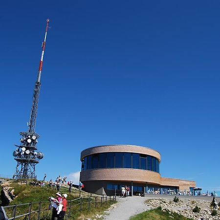 B&B Haus Zur Krone Oberriet Buitenkant foto