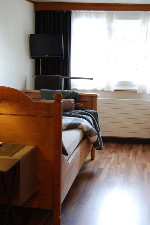 B&B Haus Zur Krone Oberriet Kamer foto